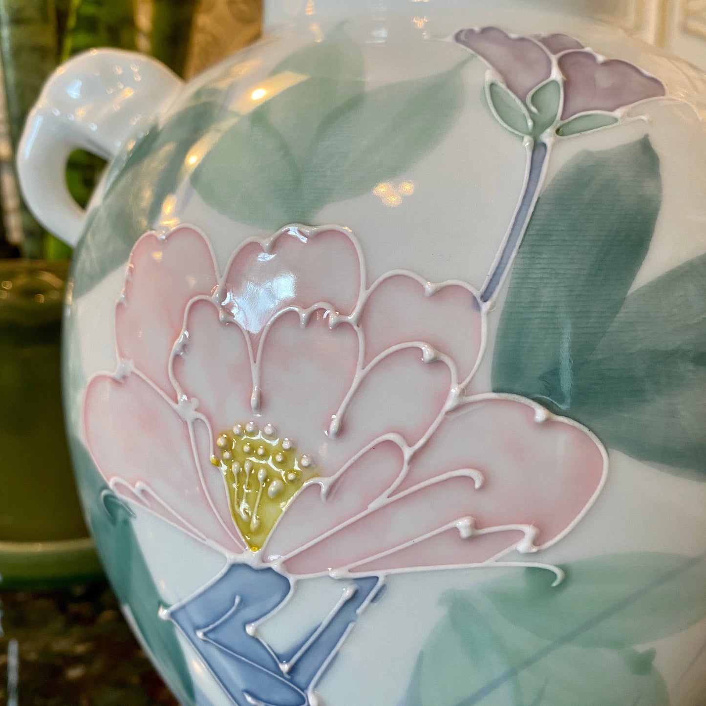 Hand Painted Japanese Porcelain Urn Vase