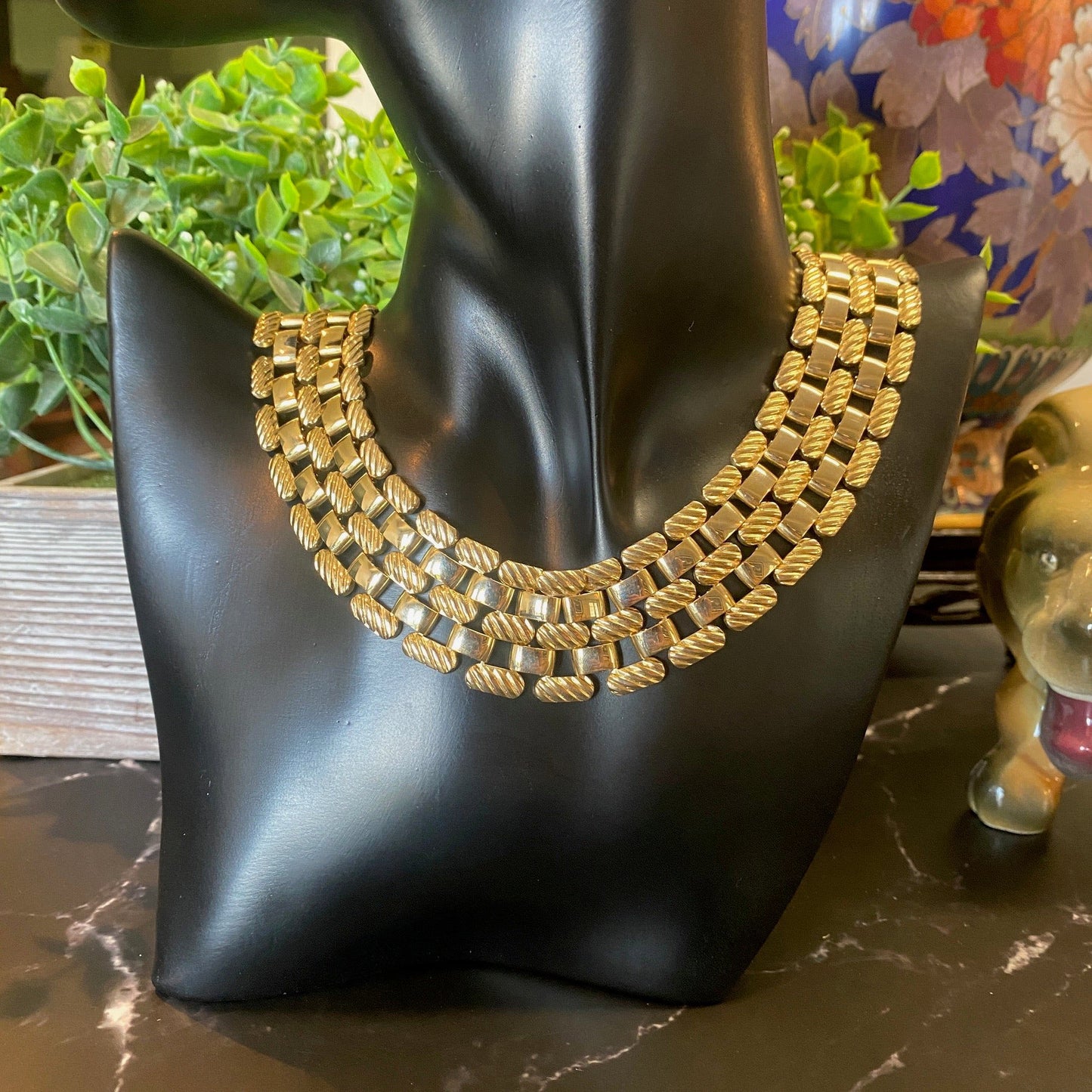 Flat Chain Gold Collar Necklace