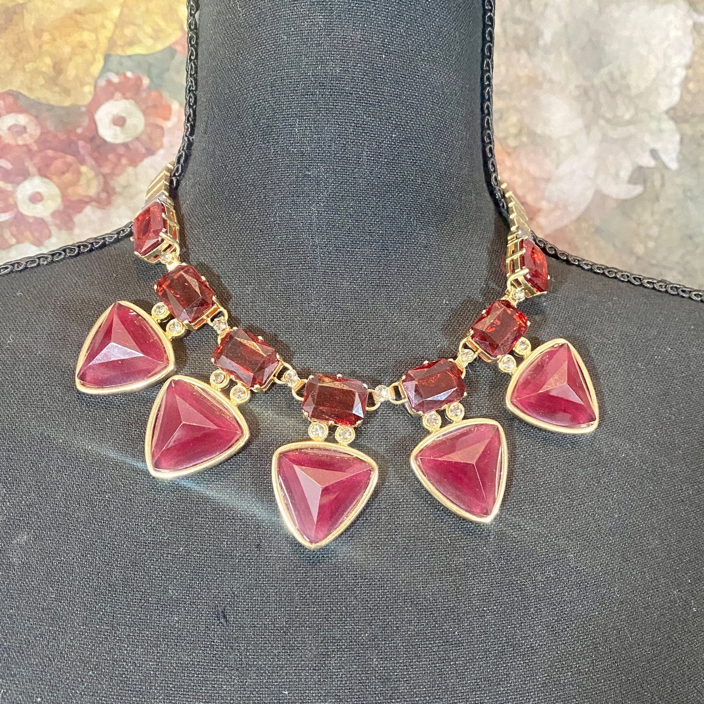 Queen of Hearts Graziano Red Jeweled Statement Necklace