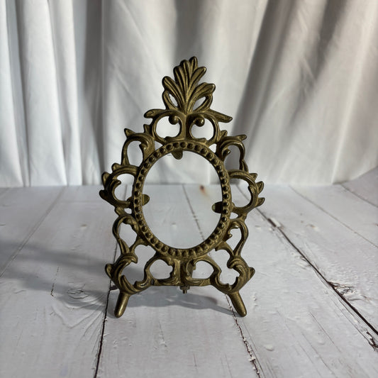 Antique Brass Easelback Picture Frame (2" x 2.5")