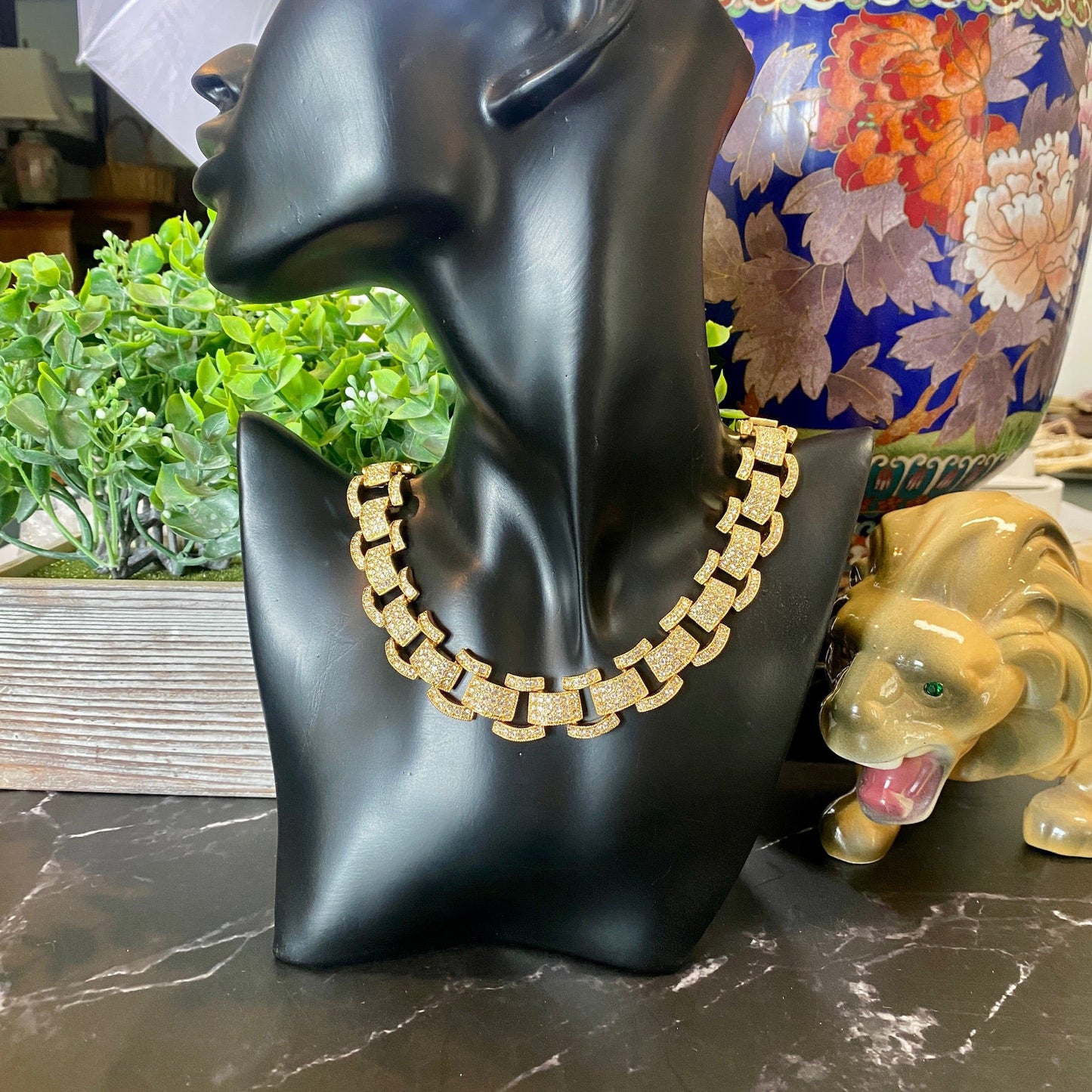 Rhinestone Curb Necklace